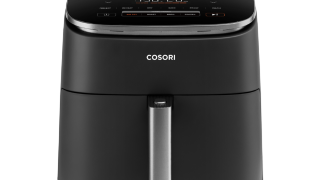 COSORI TurboBlaze Air Fryer Review: 19,600 Buyers Can’t All Be Wrong — Can They?