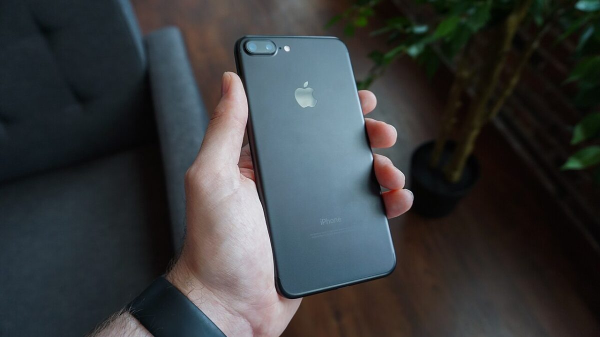 How to Choose a Smartphone in 2026: The No-Nonsense Guide