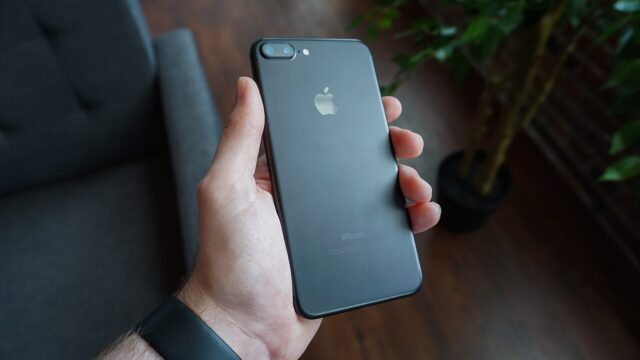 How to Choose a Smartphone in 2026: The No-Nonsense Guide