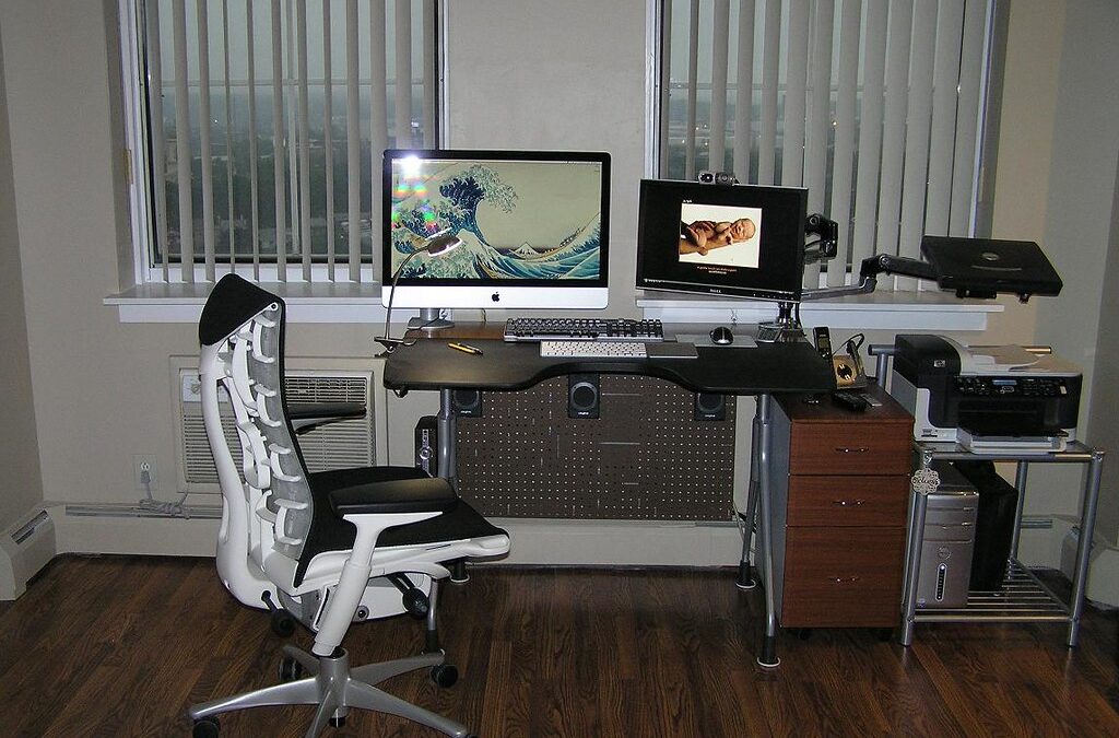 How to Set Up a Budget-Friendly Home Office in 2026 (Under $800)
