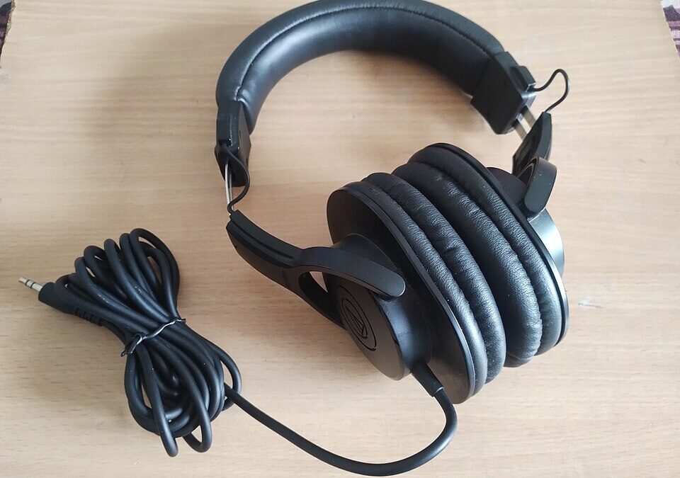 Best Gaming Headsets Under $100 in 2026 — Wired and Wireless Picks Tested
