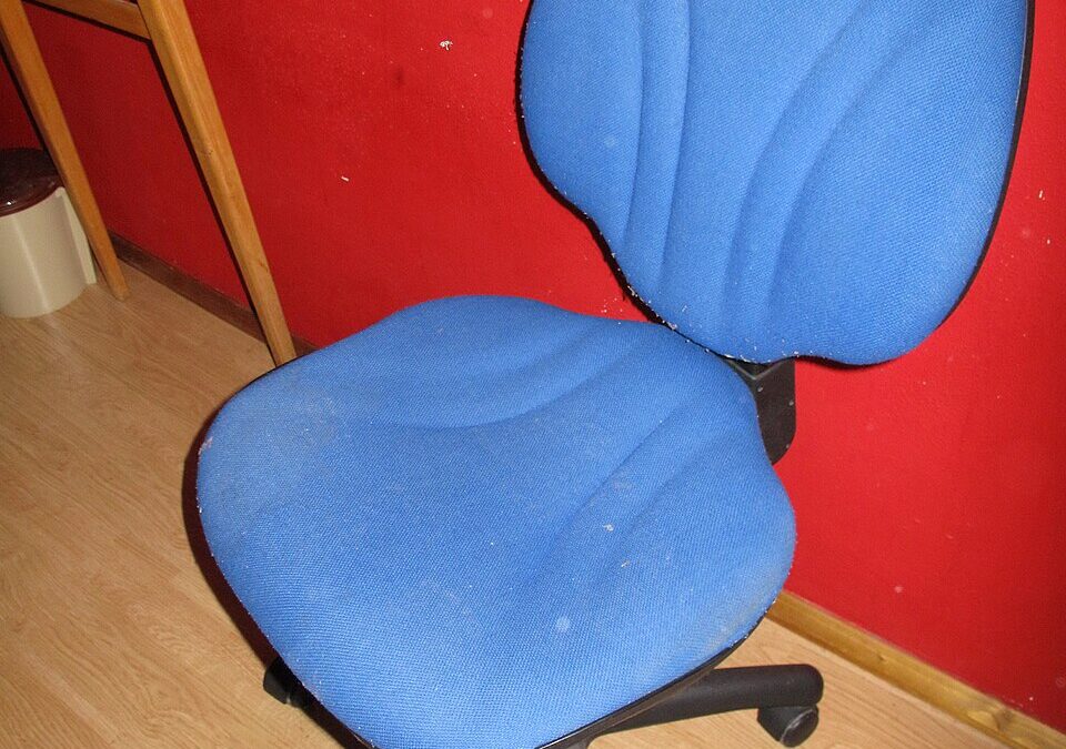 Best Budget Gaming Chairs Under $200 in 2026 — Comfort Without Breaking the Bank