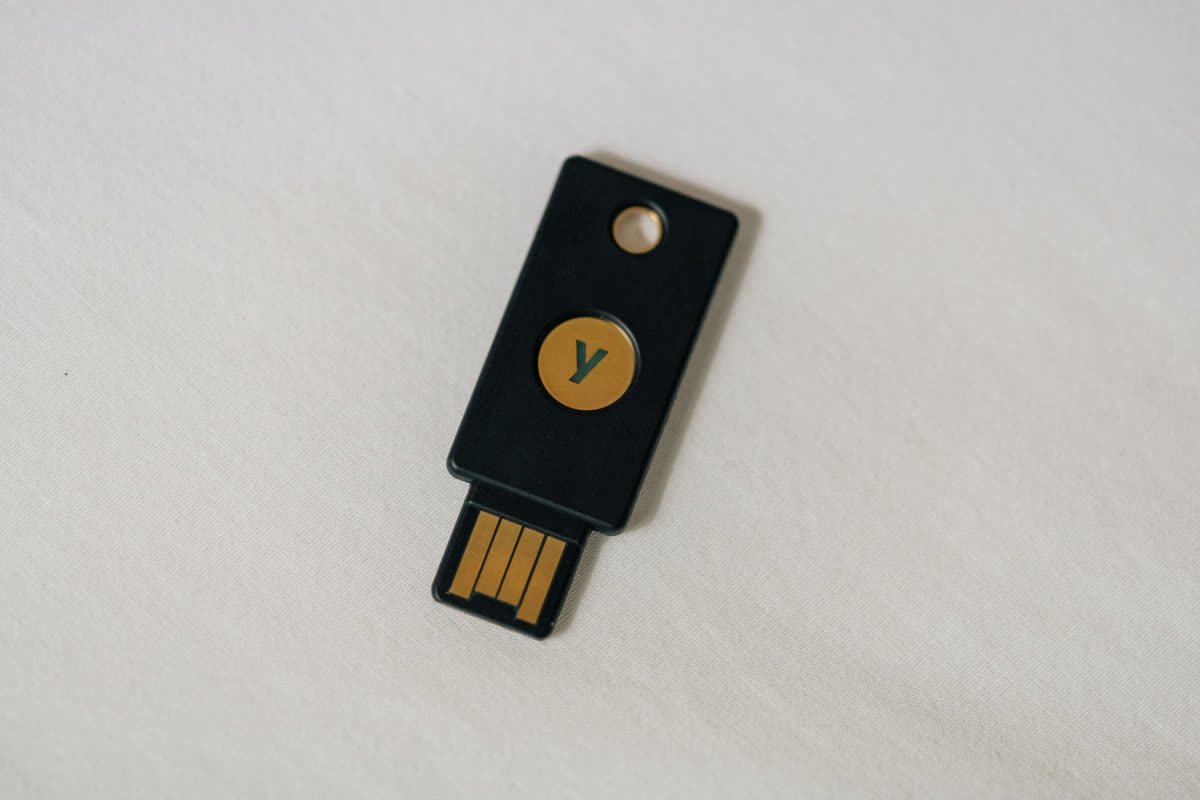 how to choose a password manager 2026 -- YubiKey hardware security key