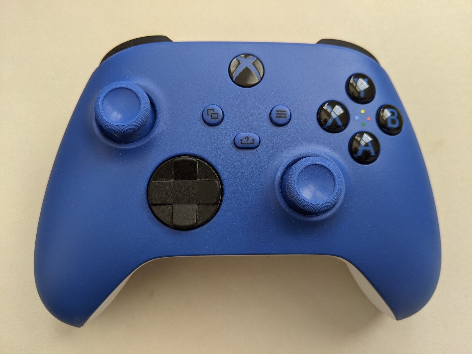 Xbox Wireless Controller Model 1914 used to play via Xbox Cloud Gaming